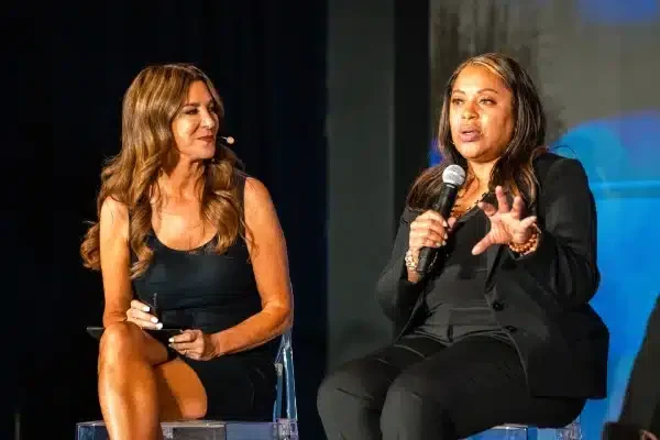 stage-interview-600x400